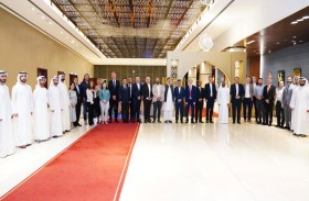 شرطة دبي تستضيف الدبلوماسيين والقناصل في فعاليات مدفع الإفطار بالفستيفال سيتي 