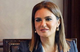 القبض على مسنة سرقت هاتف وزيرة 