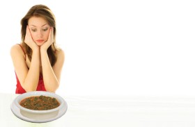 بينها السبانخ.. 5 أطعمة قد تغنيك عن الفيتامينات