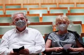 كمامة موسيقية لرواد الحفلات