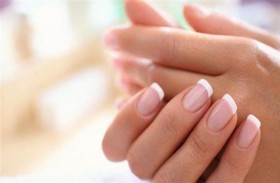 ماذا تأكلين للحصول على أظافر قوية وصحية؟