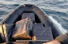 قارب كوكايين بـ24 مليون دولار يغرق أمام أعين الشرطة!