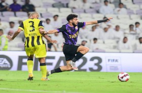 العاصمة الإماراتي تشهد قمة نارية تجمع فخر أبوظبي بالملك الشرقاوي