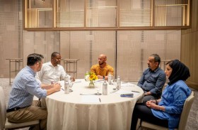 عبدالله آل حامد يبحث في أوساكا آفاق التعاون مع قادة شركات عالمية في صناعة الإعلام والترفيه