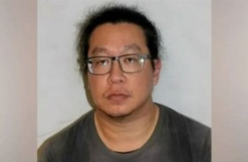 عامل حضانة يقر بارتكاب 26 جريمة بحق أطفال