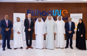 الاتحاد للماء والكهرباء ومصرف عجمان يوقعان اتفاقية استراتيجية لدعم أهداف التنمية الوطنية