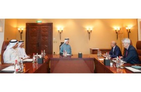 كهرباء دبي تبحث مع إيمرسون سبل تعزيز التعاون في إرساء دعائم الحوكمة البيئية