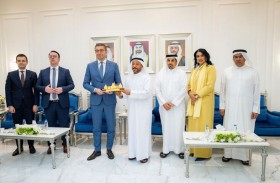 غرفة الشارقة تبحث مع رئيس وزراء  مقدونيا الشمالية تعزيز التعاون الاقتصادي