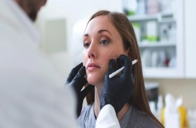 مكالمات الفيديو في زمن كورونا تضاعف من عمليات التجميل