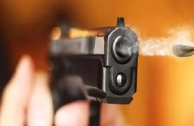 ضابط يقتل ابنته ويصيب زوجها