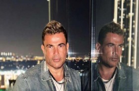 عمرو دياب يبدأ 2023 ببرومو أغنية جديدة