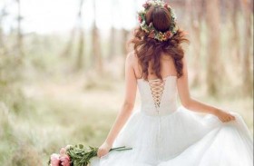 عروس تطلب من المدعووين كتابة مقالة لتخفيض عددهم