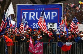 المحكمة العليا الأمريكية في قلب أزمة انتخابية غير مسبوقة