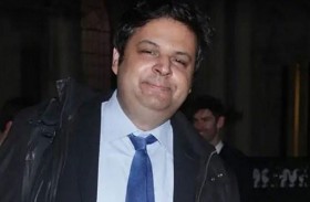 يقاضي والديه لإجبارهما على إعالته