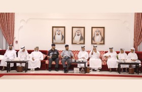 شرطة أبوظبي تعزز الوعي المروري بمجلس الفوعة في مدينة العين