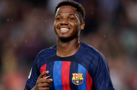 بايرن ميونخ ضمن 7 أندية أوروبية ترغب في التعاقد مع فاتي 