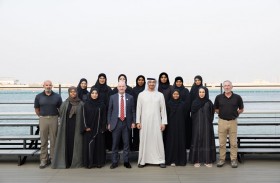 رئيس الدولة يستقبل فريق القوات المسلحة النسائي للتسلق 