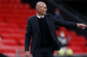 أشهرهم زيدان وبنزيما وكاريمبو.. نجوم فرنسا يحكمون قبضتهم على ريال مدريد