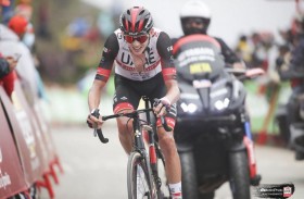 الإمارات للدراجات يواصل تحقيق نتائجه المتميزة في سباق إسبانيا