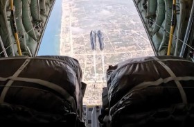 الإمارات ومصر تنفذان ثالث إسقاط جوي للمساعدات الإنسانية شمال غزة ضمن «طيور الخير»