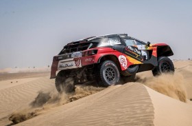 المتسابق السعودي الراجحي يتوّج بطلاً لرالي دبي الصحراوي