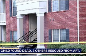 أطفال تركوهم مع جثة شقيقهم لأشهر