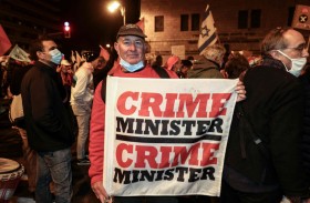 تظاهرات غاضبة تلاحق نتانياهو إلى صناديق الاقتراع 