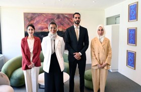 نورة الكعبي تزور مكتب الوفد الدائم للدولة لدى اليونسكو في باريس وتطلع على برامجه ومشاريعه