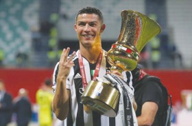 رونالدو أول لاعب يُتوج هدافا في ثلاث بطولات أوروبية 