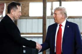 ماسك يؤكّد تأييده «المطلق» لترامب 