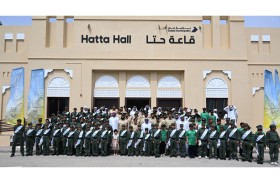 أحمد محمد بن ثاني يشهد تخريج طلاب البرنامج الصيفي بمنطقة حتا