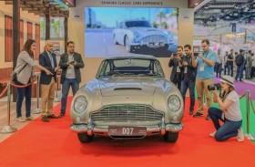 متحف الشارقة للسيارات القديمة يجذب اهتمام الزوار بسوق السفر العالمي بلندن