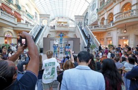 عروض سيرك مبهرة في  ميركاتو خلال مهرجان دبي للتسوق