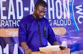 يدخل غينيس بالقراءة 9 أيام متواصلة