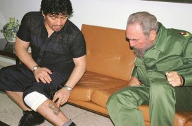 دييغو أرماندو مارادونا، الكاستروية حتى النخاع...!