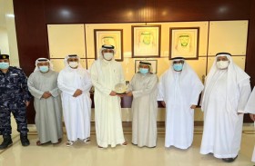 المنافذ والنقاط الحدودية في الشارقة والمجلس البلدي لمدينة كلباء يبحثان تطوير خدمات منفذ خطم ملاحة الحدودي