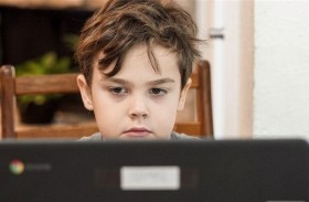 أدلة جديدة على أضرار الشاشة خلال مرحلة النمو