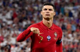 رونالدو بديل في ناديه .. أصيل في المنتخب 