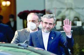 الوفد الإيراني المفاوض... ماضٍ طويل في خدمة النظام