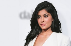 كايلي جينر تبدو مثل الكائنات الفضائية