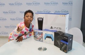 بمساعدة تحقيق أمنية، خليفة يمُارس هوايته في سباق السيارات عبر البلاي ستيشن