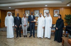 عجمان وأوغندا تبحثان فرص الاستثمار وتنمية العلاقات الاقتصادية والتجارية