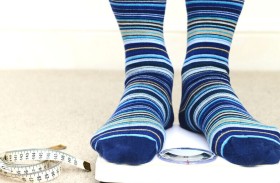 خبير يوضح كيف تنقص الوزن من دون ممارسة التمارين أو الحرمان من الطعام