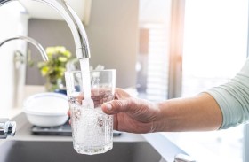 طريقة مثبتة علميا تزيل 90 % من الملوثات السامة من مياه الصنبور في دقائق