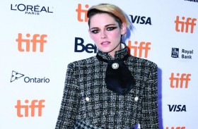 كريستن ستيوارت في كامل أناقتها لهذا العرض