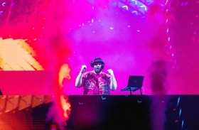 منسق الأغاني «فات سام» يشعل الأجواء على منصة اليوبيل في إكسبو 2020 دبي