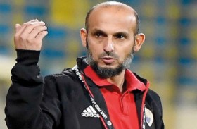 عبد العزيز العنبري.. أرقام استثنائية تعزز مكانة المدرب المواطن في الكرة الإماراتية