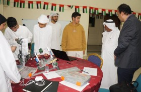 نادي الإمارات العلمي يقدم أنشطة علمية مميزة للطلاب