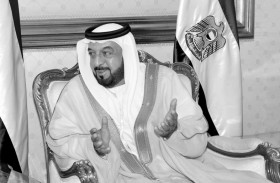 خليفة بن زايد.. رحلة عطاء ركيزتها الإنسان