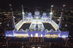 أكثر من 105 آلاف مصلٍ أحيوا ليلة 27 رمضان في جامع الشيخ زايد الكبير بأبوظبي 